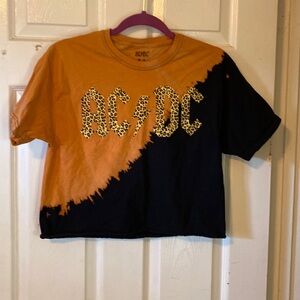 AC/DC animal detail tie dye crop top. P104